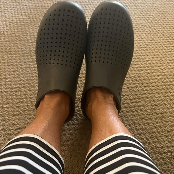 CALZURO CLOGS - Picture 5 of 9